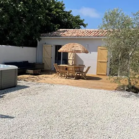 Spacious House With Terrace And Jacuzzi *